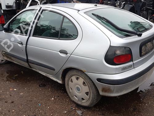 Left front indicator RENAULT MEGANE I (BA0/1_) 1.6 i (BA0L) | BP35687221C32 - Image 8