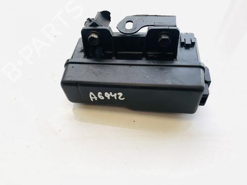 Used Fuse box Fuse box TOYOTA AVENSIS (_T25_) 2.0 D-4D (ADT250_, ADT250R) (126 hp) 33092673 33092673