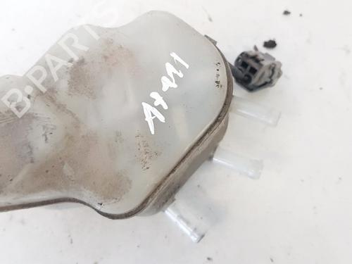Used Brake fluid reservoir Brake fluid reservoir 35514421 35514421