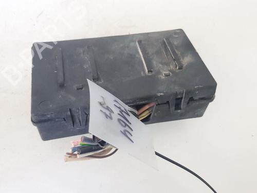 Used Fuse box Fuse box PEUGEOT 407 (6D_) 1.6 HDi 110 (6D9HZC, 6D9HYC) (109 hp) 32880949 32880949