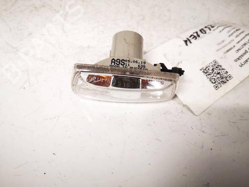 Used Right side indicator Right side indicator 38079470 38079470