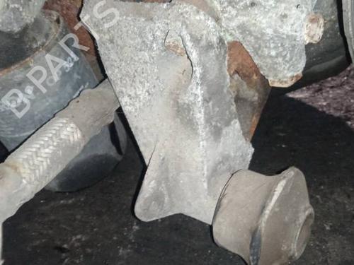 Used Support Support AUDI 100 C4 Avant (4A5) 2.5 TDI (115 hp) 32611279 32611279