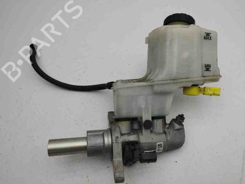 Used Brake master cylinder AUDI Q3 (F3B) 35 TFSI (150 hp) 28899728