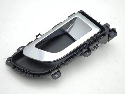 Used Front right interior door handle Front right interior door handle 36178386 36178386