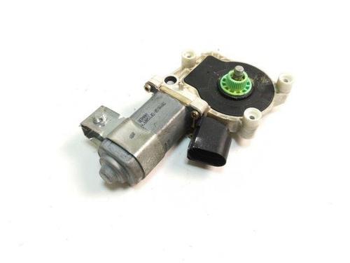 Used Left front window motor BMW 5 Touring (E61) 530 d (218 hp) 28869327