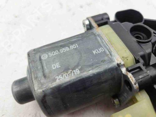Left rear window motor AUDI Q3 (F3B) 35 TFSI | BP28899689E23