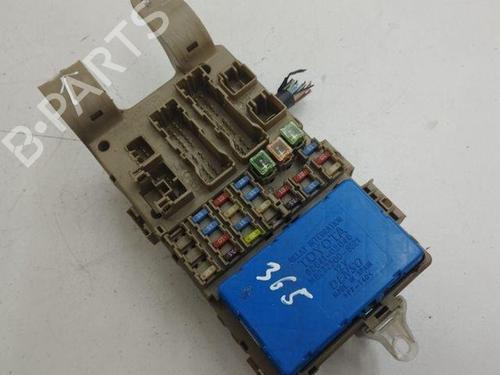 Used Fuse box TOYOTA COROLLA Verso (_E12_) 2.0 D-4D (CDE120_, CDE120R) (90 hp) 28845821