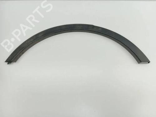 Used Rear right wheel arch trim Rear right wheel arch trim 36189349 36189349