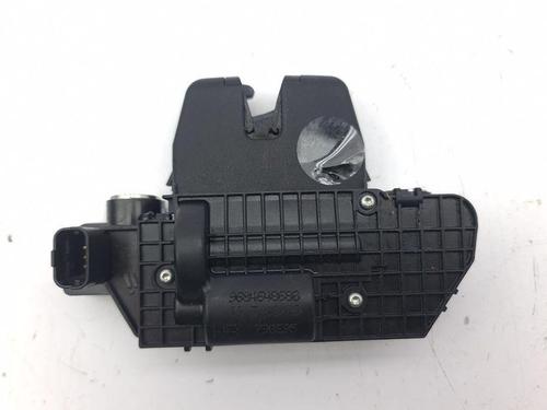 Used Tailgate lock PEUGEOT 2008 II (UD_, US_, UY_, UJ_, UR_, UC_) 1.2 PureTech 130 (USHNS, URHNS) (130 hp) 28879422