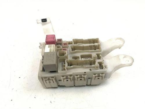 Used Fuse box Fuse box 28867257 28867257