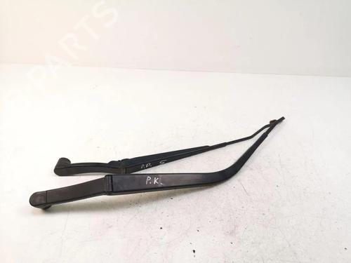 Used Front windshield wiper arm Front windshield wiper arm 33921538 33921538