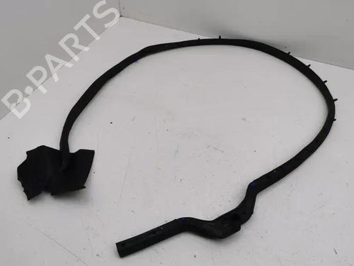 Used Rubber door seal MASERATI GHIBLI III (M157) 3.0 D (275 hp) 28864833