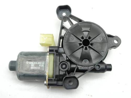 Left front window motor VW T-ROC (A11, D11) 1.5 TSI | BP28905796E21 - Image 9