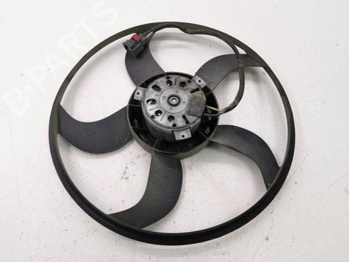 Radiator fan VOLVO V40 Hatchback (525) D4 | BP28842889M35