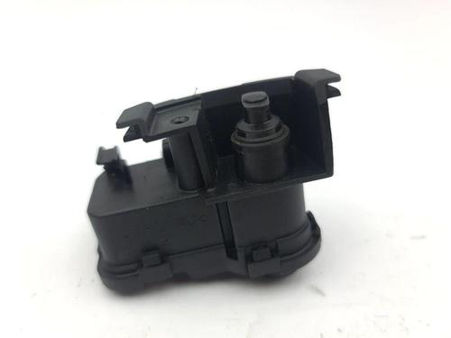 Moteur de trappe à carburant VW T-ROC (A11, D11) 1.5 TSI (150 hp) 28905914