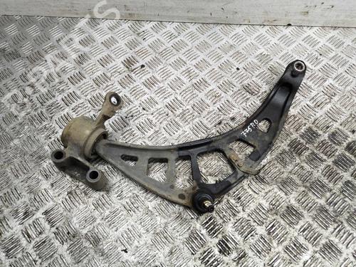 Used Right front suspension arm Right front suspension arm 36063031 36063031