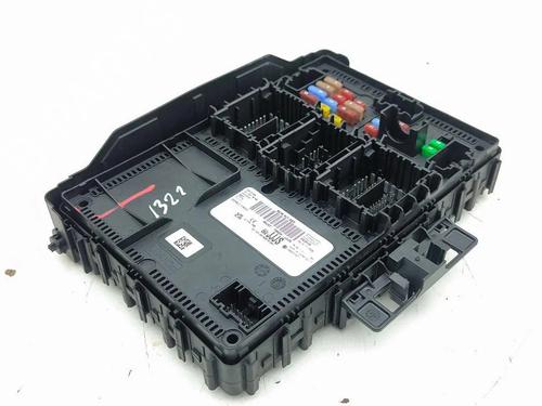Used Fuse box Fuse box 36199140 36199140