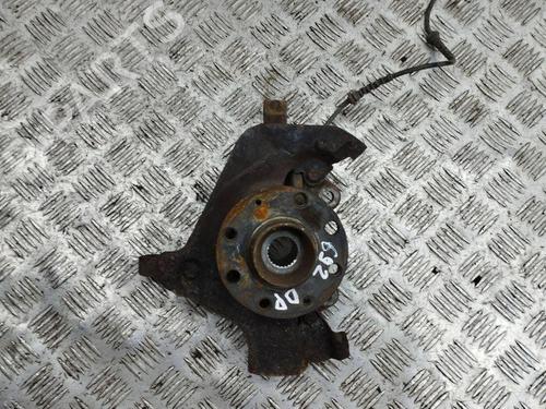 Used Right front steering knuckle OPEL CORSA D (S07) 1.3 CDTI (L08, L68) (75 hp) 28896293