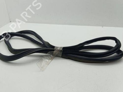 Used Rubber door seal SEAT ATECA (KH7, KHP) 1.4 TSI (150 hp) 28857701