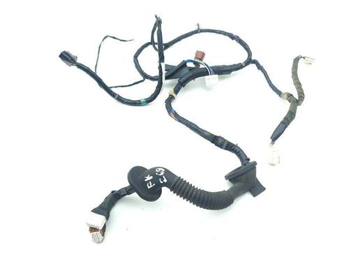 Used Wiring harness NISSAN X-TRAIL I (T30) 2.2 dCi 4x4 (136 hp) 28874994