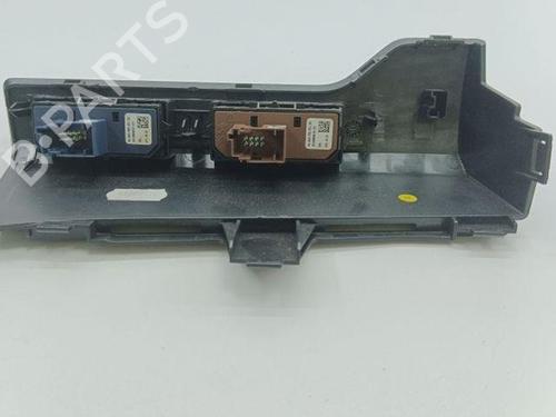Switch CITROËN DS5 2.0 HDi 165 Hybrid4 4x4 | BP28846218I30 