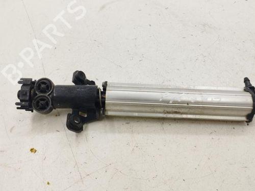 Used Headlight washer VOLVO V60 I (155) D3 / D4 (163 hp) 28848554