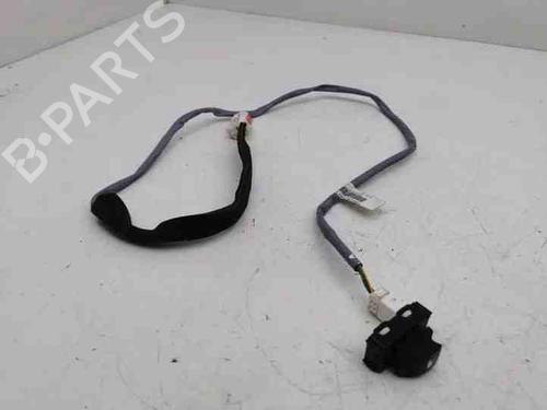 Used Right rear window switch CITROËN C4 Picasso II 1.6 HDi / BlueHDi 115 (115 hp) 28848658