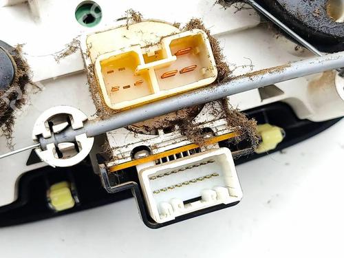 Electronic module TOYOTA RAV 4 II (_A2_) 2.0 D 4WD (CLA20_, CLA21_, CLA20R, CLA21R) | BP36350472M83 - Image 4