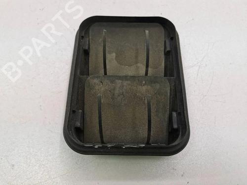 Used Grille Grille NISSAN QASHQAI II (J11, J11_) 1.5 dCi (110 hp) 40234328 40234328