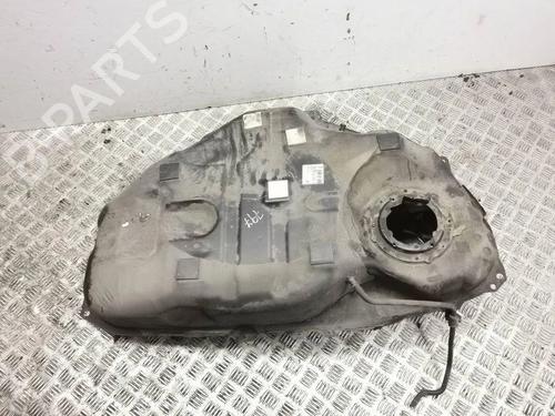 Used Fuel tank Fuel tank 33256303 33256303