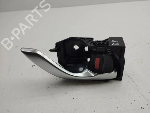 Used Front right interior door handle Front right interior door handle 36079733 36079733