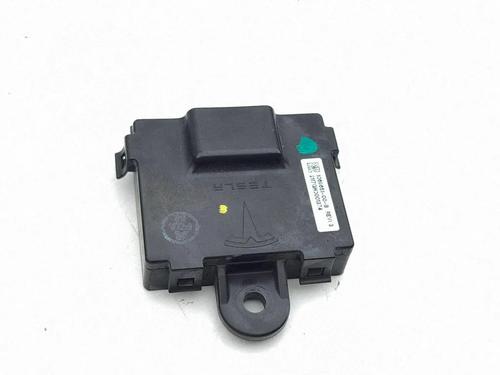 Electronic sensor TESLA MODEL S (5YJS) 70D AWD | BP37685401M84 - Image 2