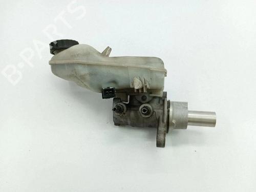 Used Brake master cylinder Brake master cylinder TOYOTA AVENSIS Saloon (_T27_) 2.2 D-4D (ADT271_, ADT271R) (150 hp) 40233453 40233453