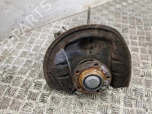 Used Right rear steering knuckle Right rear steering knuckle 36174666 36174666