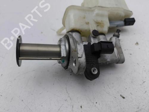 Brake master cylinder VW T-ROC (A11, D11) 1.0 TSI | BP28900675M77 - Image 3