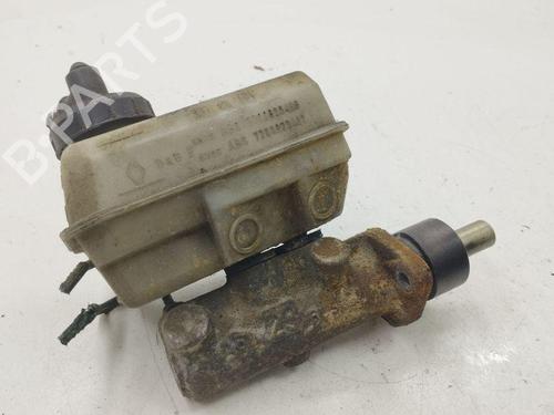 Used Brake master cylinder RENAULT LAGUNA I (B56_, 556_) 2.0 (114 hp) 28889714
