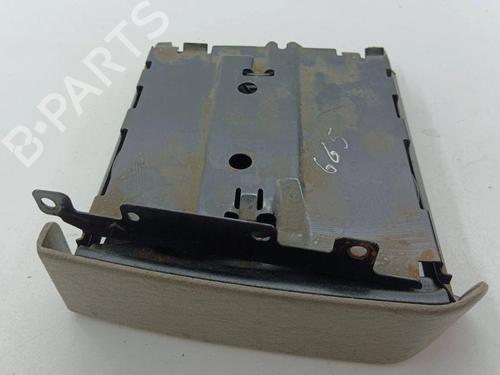 Used Cup/Object holder CHRYSLER VOYAGER IV (RG, RS) 2.5 CRD (141 hp) 28877752