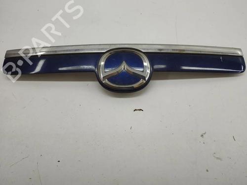 Pynteliste til bagklap Pynteliste til bagklap MAZDA CX-7 (ER) 2.2 MZR-CD AWD (ER10A) (173 hp) 36139144 36139144