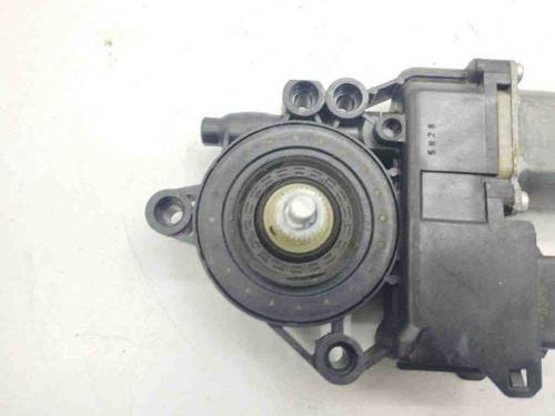 Left front window motor HYUNDAI i30 Estate (FD) 1.6 CRDi | BP28885038E21 