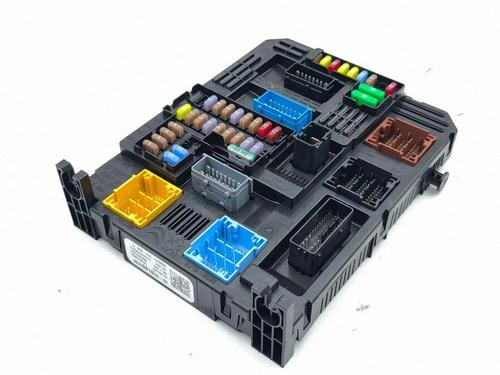 Used Fuse box Fuse box 38248368 38248368