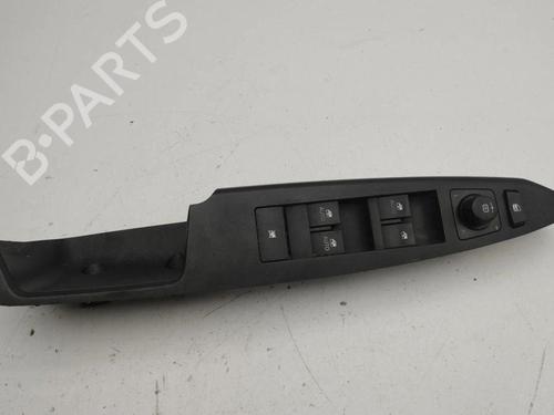 Used Right rear window switch OPEL ANTARA A (L07) 2.2 CDTi (163 hp) 28896008