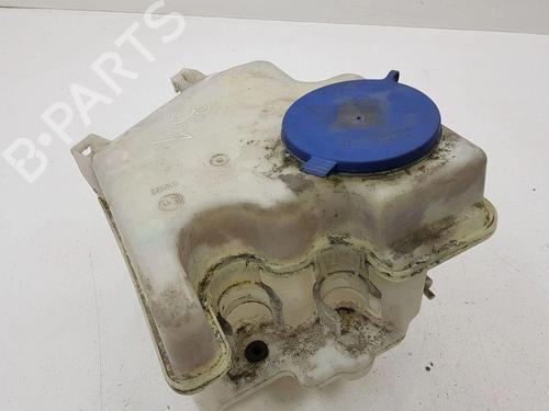 Used Windscreen washer tank MERCEDES-BENZ B-CLASS Sports Tourer (W245) B 200 CDI (245.208) (140 hp) 28903562