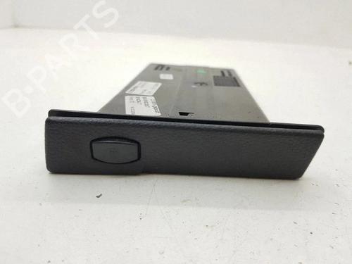 Used Cup/Object holder Cup/Object holder BMW 5 Touring (E61) 535 d (272 hp) 40207639 40207639
