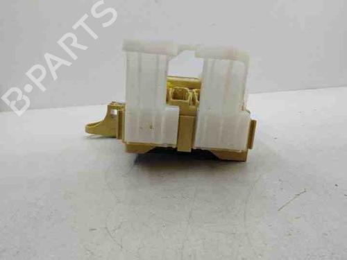 Fuse box TOYOTA RAV 4 IV (_A4_) 2.0 D (ALA40_, ALA40R) | BP28865691E1