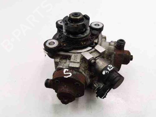 Used Fuel pump VOLVO V60 I (155) D3 / D4 (163 hp) 28844357