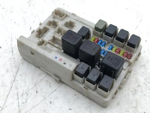 Used Fuse box Fuse box 38495409 38495409