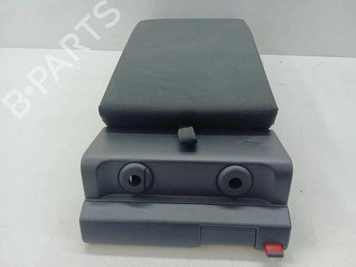 Used Armrest / Center console Armrest / Center console 38241151 38241151
