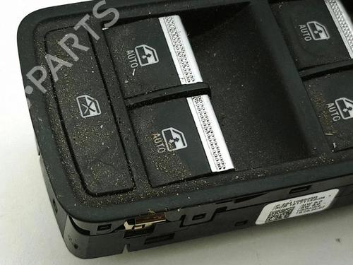 Right front window switch RENAULT CAPTUR II (HF_) TCe 100 (HFMT) | BP38244636I26 - Image 2
