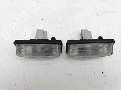 Used Licence plate light NISSAN JUKE (F16_) 1.6 Hybrid (143 hp) 28864930