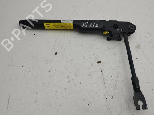 Used Seat buckle PEUGEOT 2008 II (UD_, US_, UY_, UJ_, UR_, UC_) 1.5 BlueHDI 110 (UDYHSK) (110 hp) 28900989